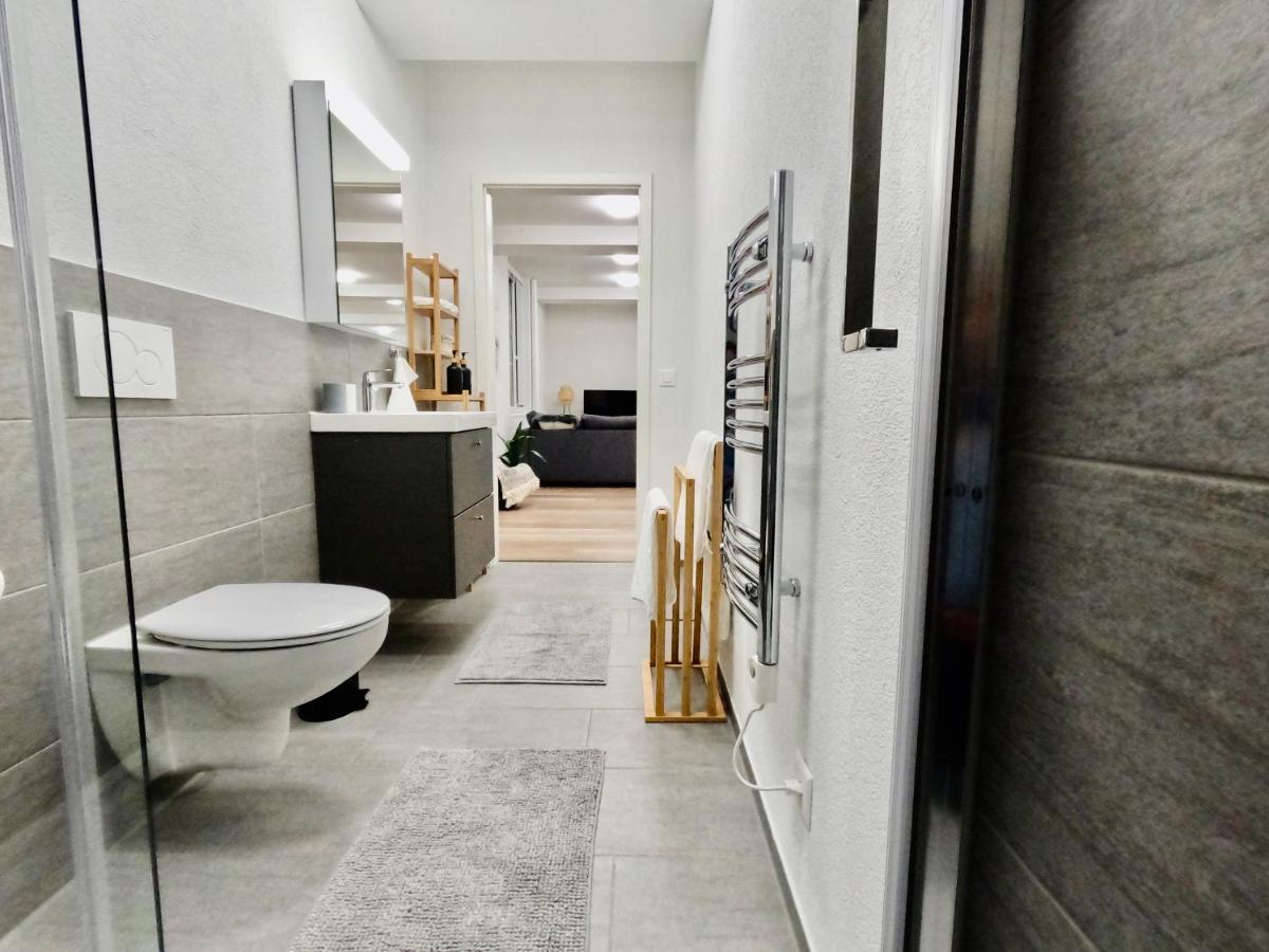 Eva O Wellnessoasis O Montainview O Pizzaoven O Apartment Ingenbohl Bagian luar foto